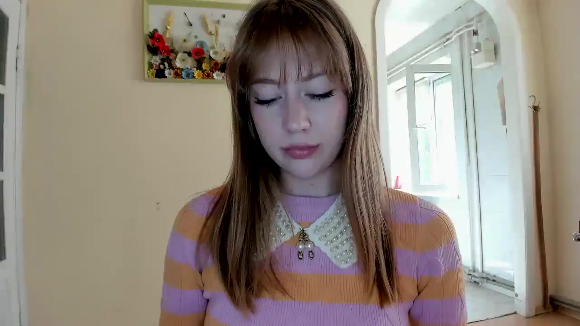 Gallery image thumbnail from RoboSasha's myfreecams stream on, 05/06/2026, 12:01 image 3 of 20