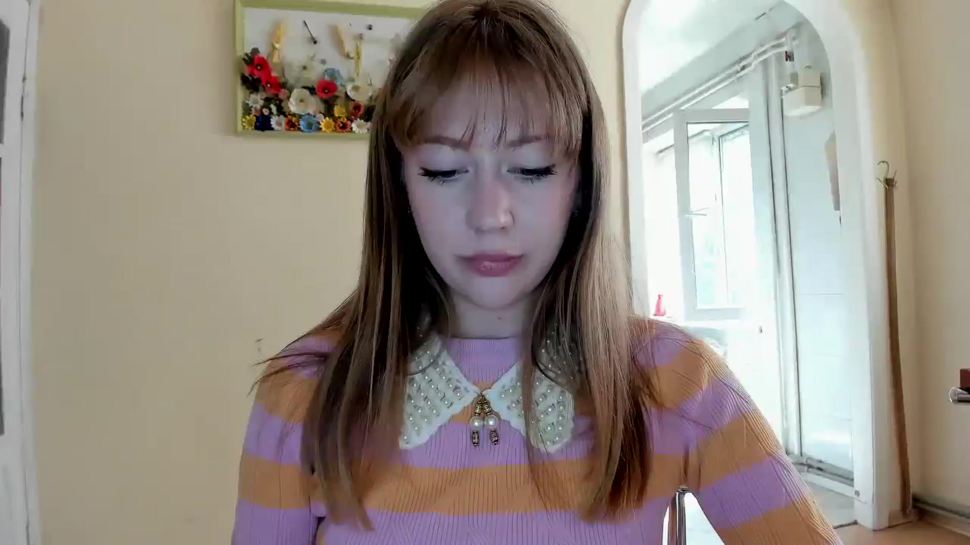 Gallery image thumbnail from RoboSasha's myfreecams stream on, 05/06/2026, 12:01 image 14 of 20