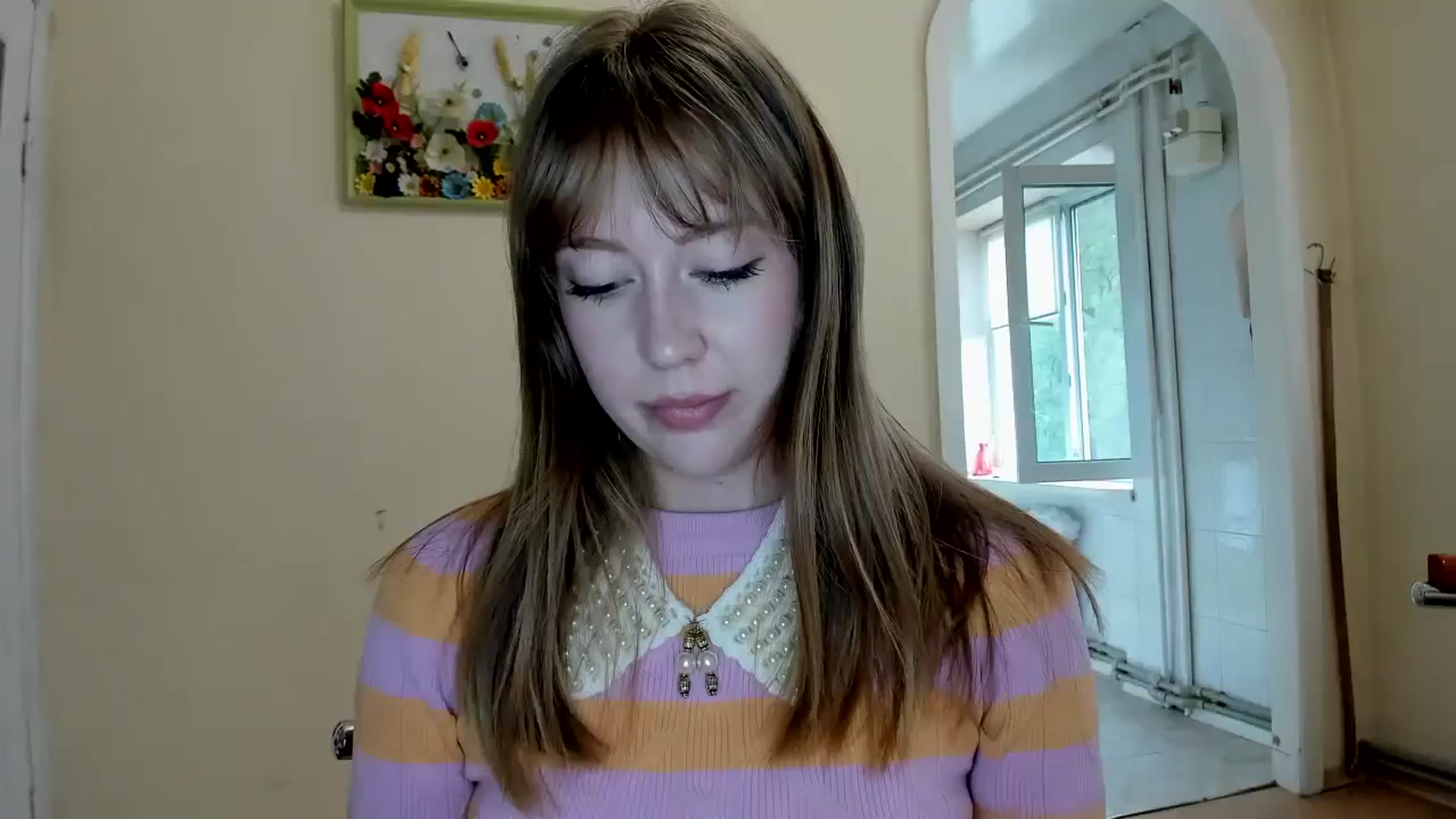 Gallery image thumbnail from RoboSasha's myfreecams stream on, 05/06/2026, 12:36 image 7 of 20