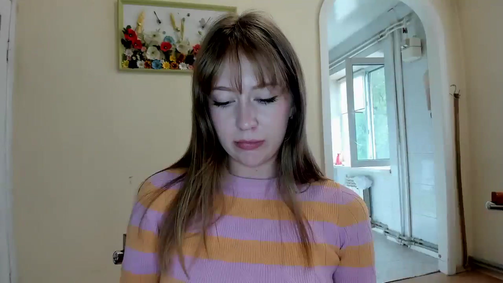 Gallery image thumbnail from RoboSasha's myfreecams stream on, 05/06/2026, 13:13 image 12 of 20