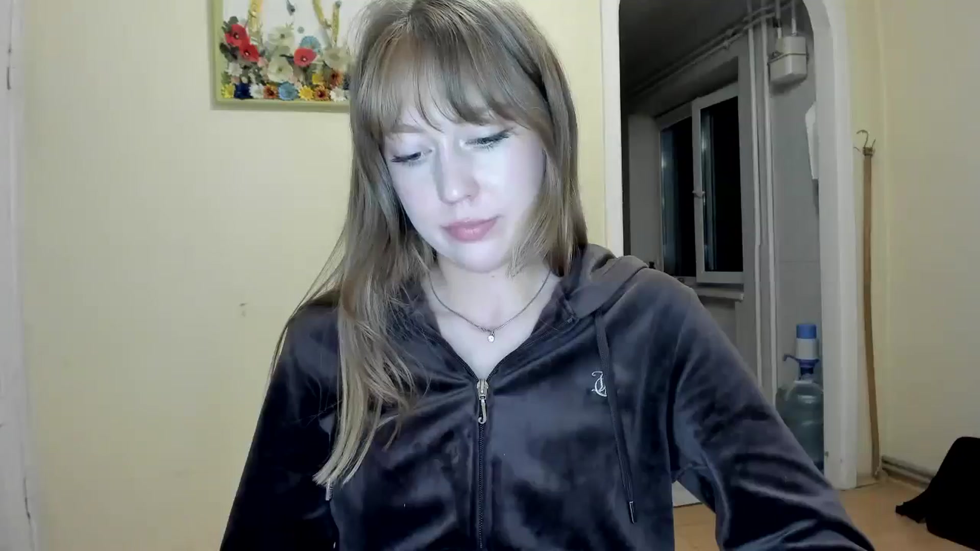 Gallery image thumbnail from RoboSasha's myfreecams stream on, 05/07/2026, 17:53 image 15 of 20