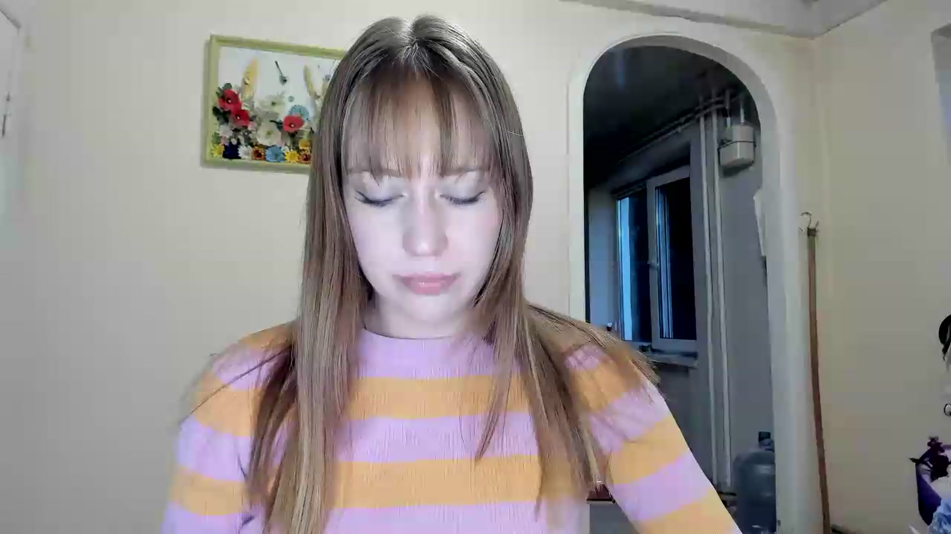 Gallery image thumbnail from RoboSasha's myfreecams stream on, 05/17/2026, 15:45 image 9 of 20