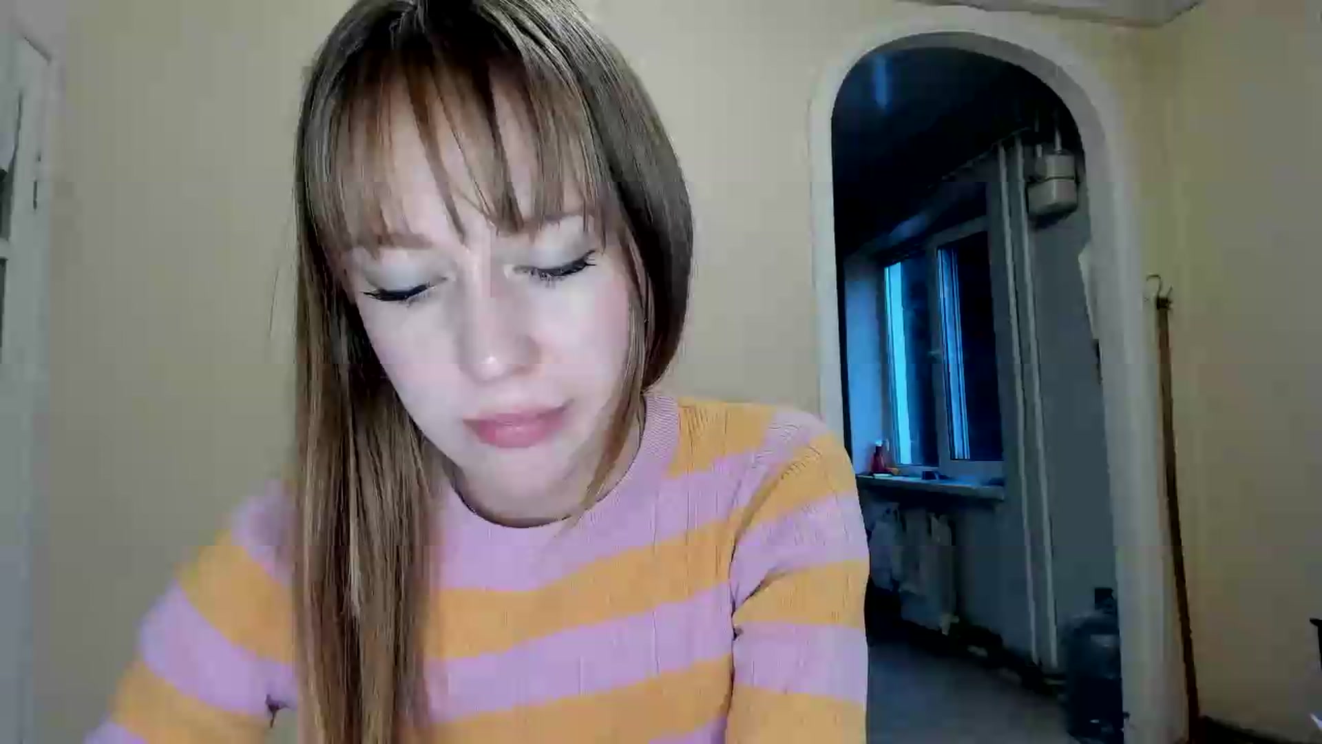 Gallery image thumbnail from RoboSasha's myfreecams stream on, 05/17/2026, 17:06 image 15 of 20