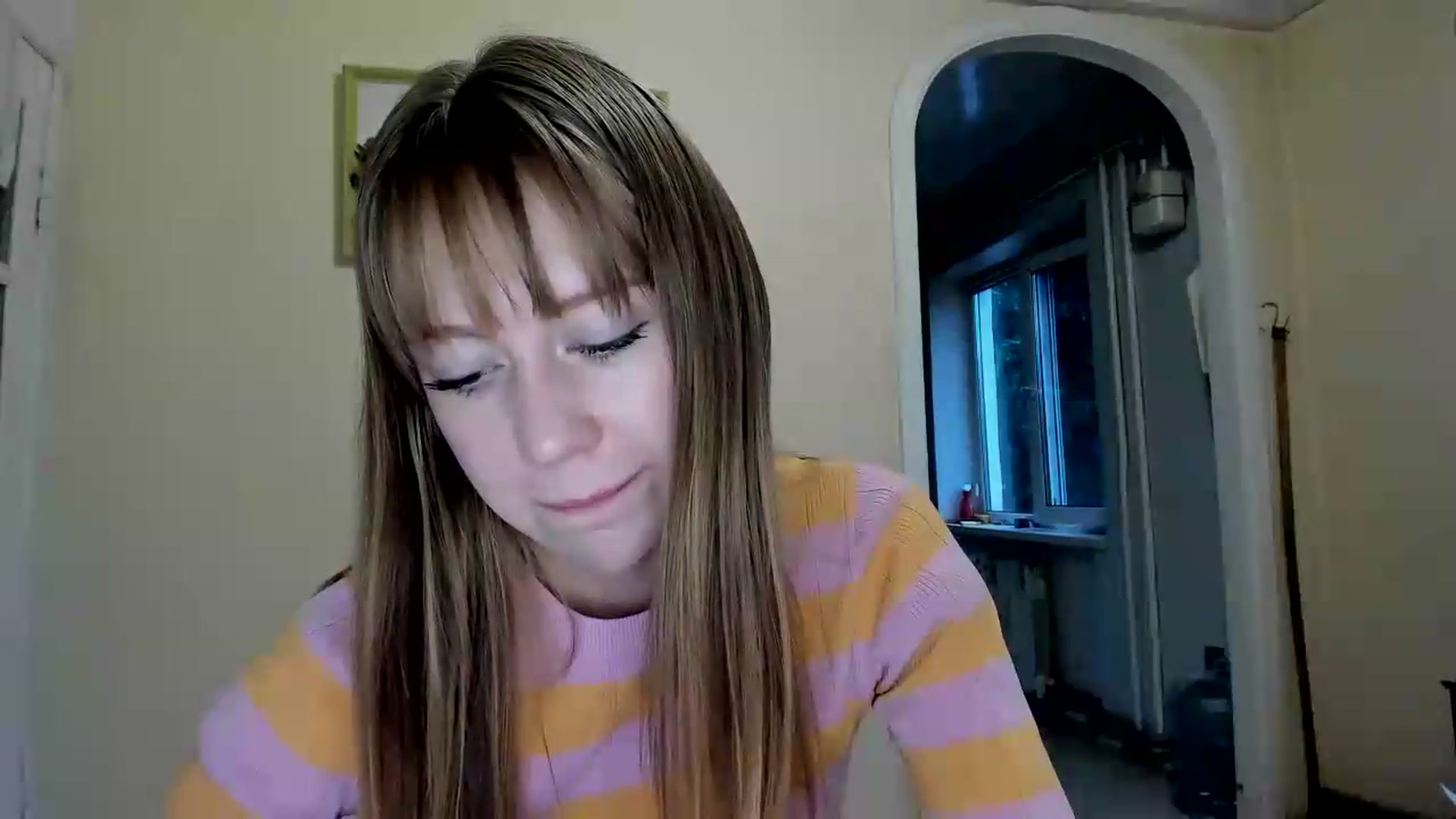Gallery image thumbnail from RoboSasha's myfreecams stream on, 05/17/2026, 17:06 image 9 of 20