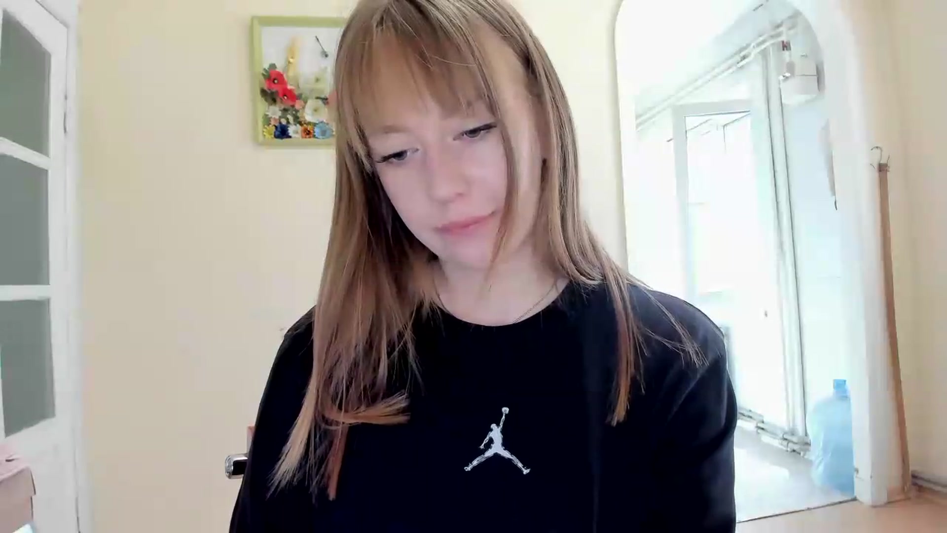 Gallery image thumbnail from RoboSasha's myfreecams stream on, 05/18/2026, 10:42 image 15 of 20