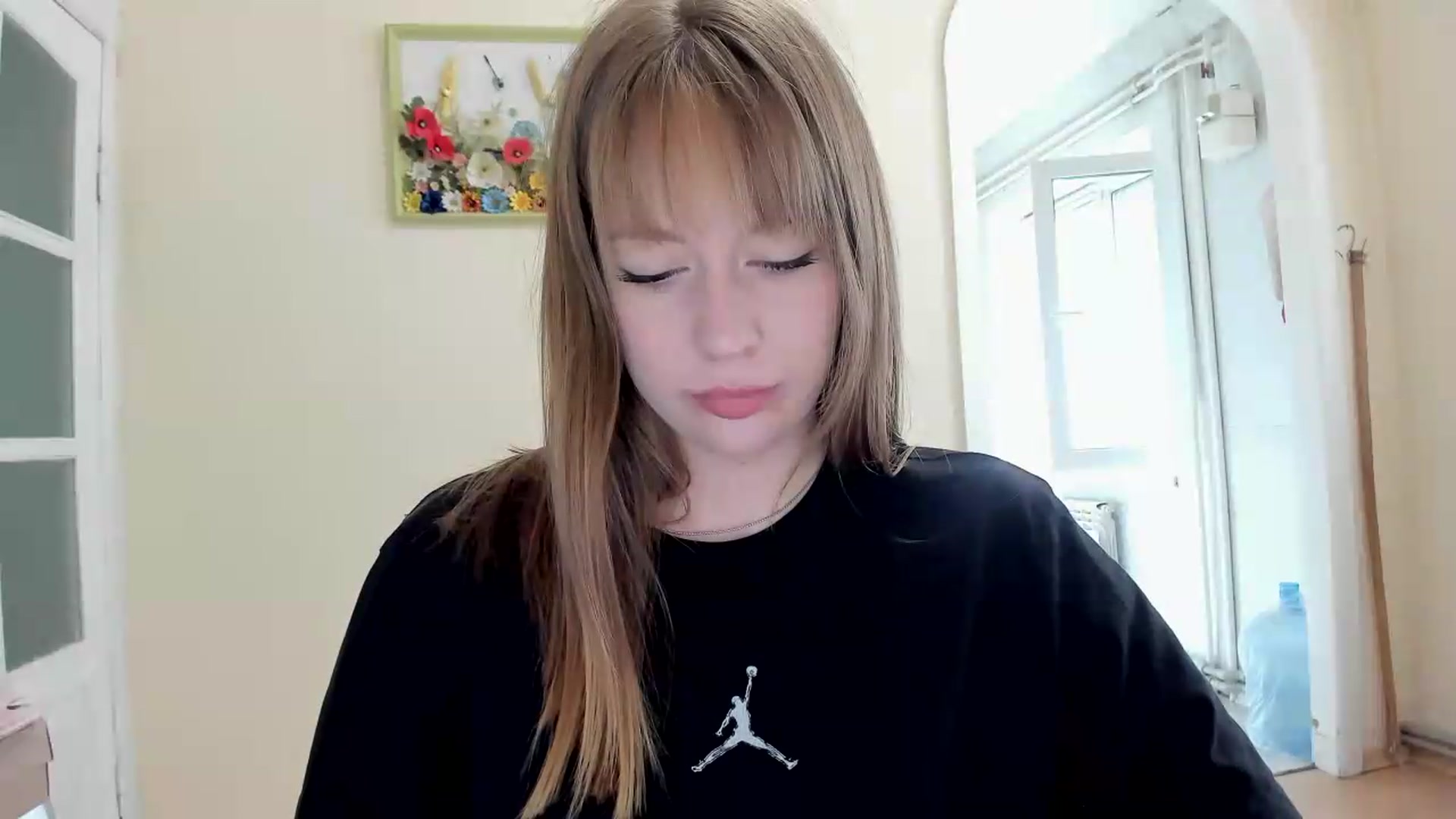 Gallery image thumbnail from RoboSasha's myfreecams stream on, 05/18/2026, 10:42 image 7 of 20