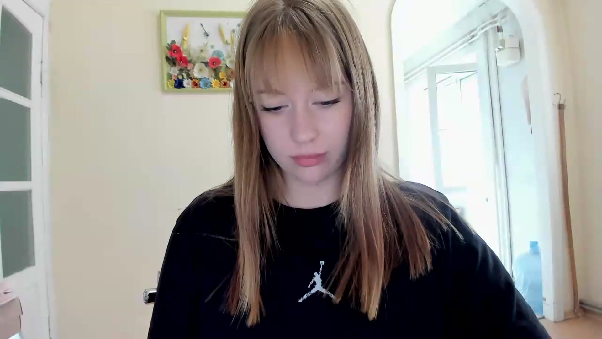 Gallery image thumbnail from RoboSasha's myfreecams stream on, 05/18/2026, 10:42 image 16 of 20