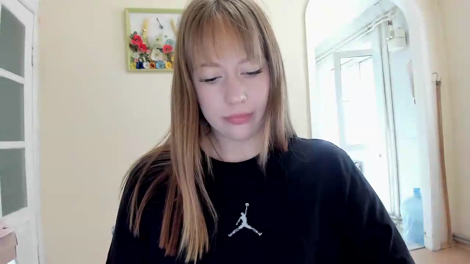 Gallery image thumbnail from RoboSasha's myfreecams stream on, 05/18/2026, 10:42 image 18 of 20