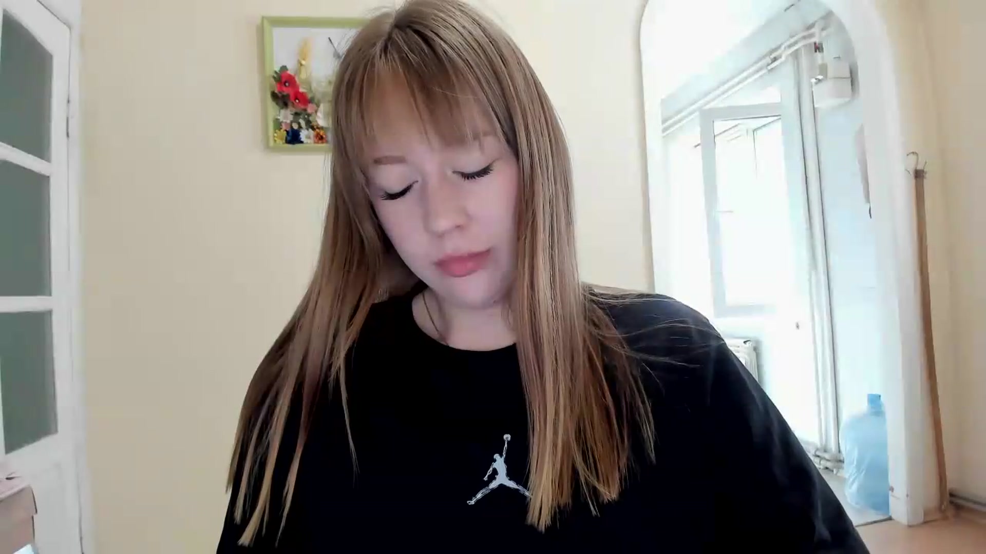 Gallery image thumbnail from RoboSasha's myfreecams stream on, 05/18/2026, 10:42 image 11 of 20