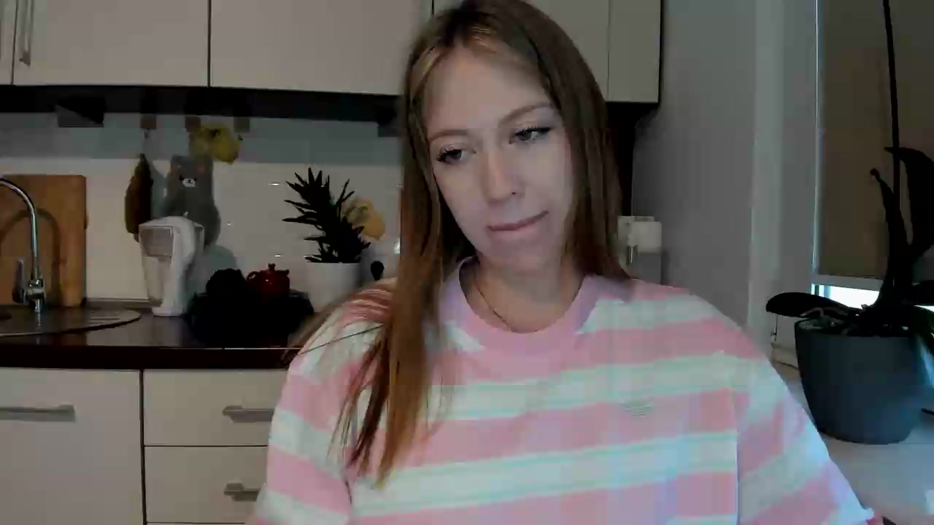 Gallery image thumbnail from RoboSasha's myfreecams stream on, 05/25/2026, 16:07 image 17 of 20