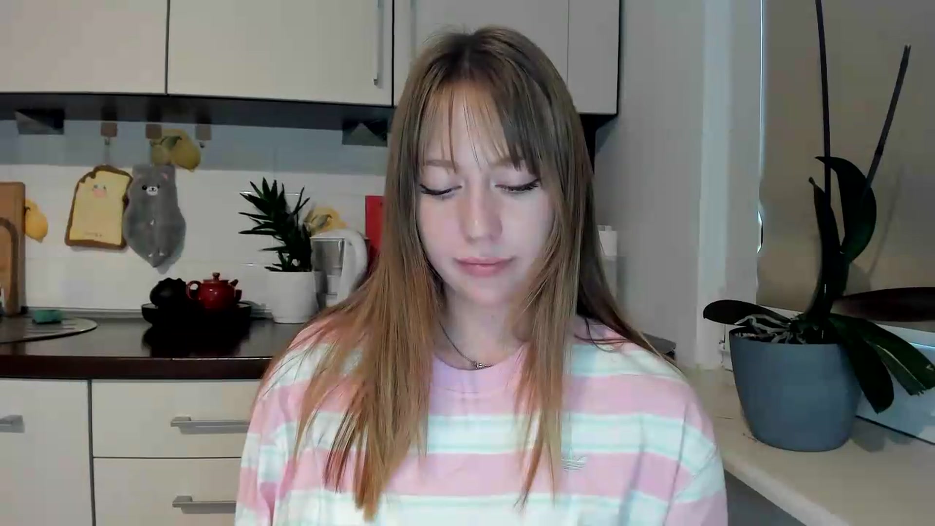 Gallery image thumbnail from RoboSasha's myfreecams stream on, 05/26/2026, 17:28 image 14 of 20