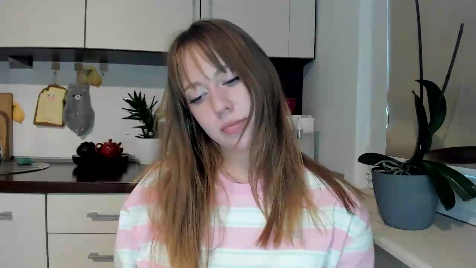 Gallery image thumbnail from RoboSasha's myfreecams stream on, 05/26/2026, 17:28 image 9 of 20