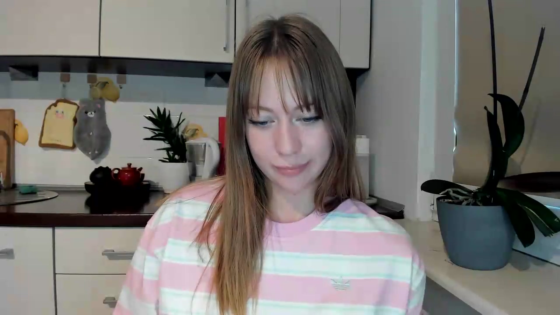 Gallery image thumbnail from RoboSasha's myfreecams stream on, 05/26/2026, 17:28 image 2 of 20