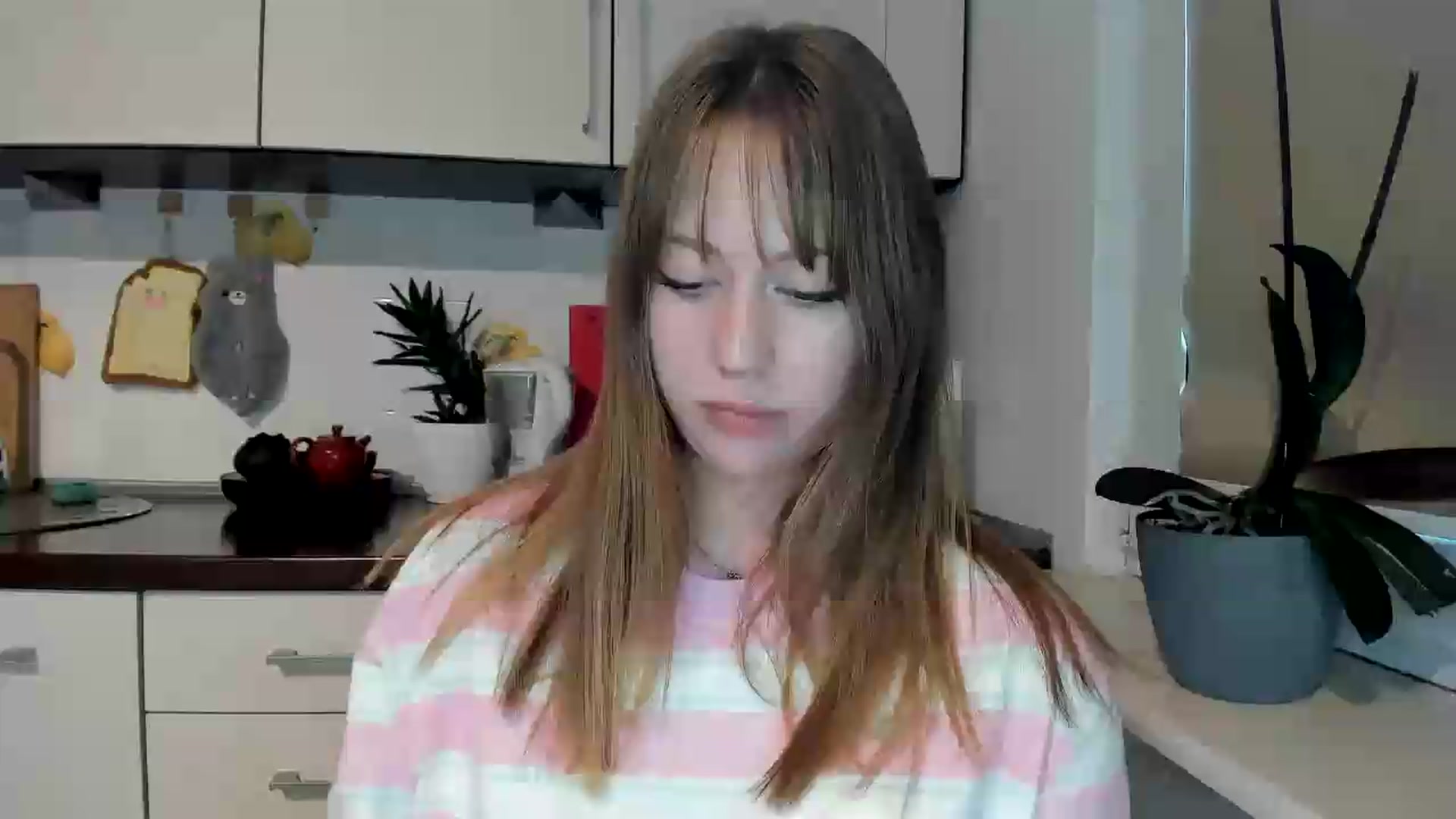 Gallery image thumbnail from RoboSasha's myfreecams stream on, 05/26/2026, 17:28 image 10 of 20
