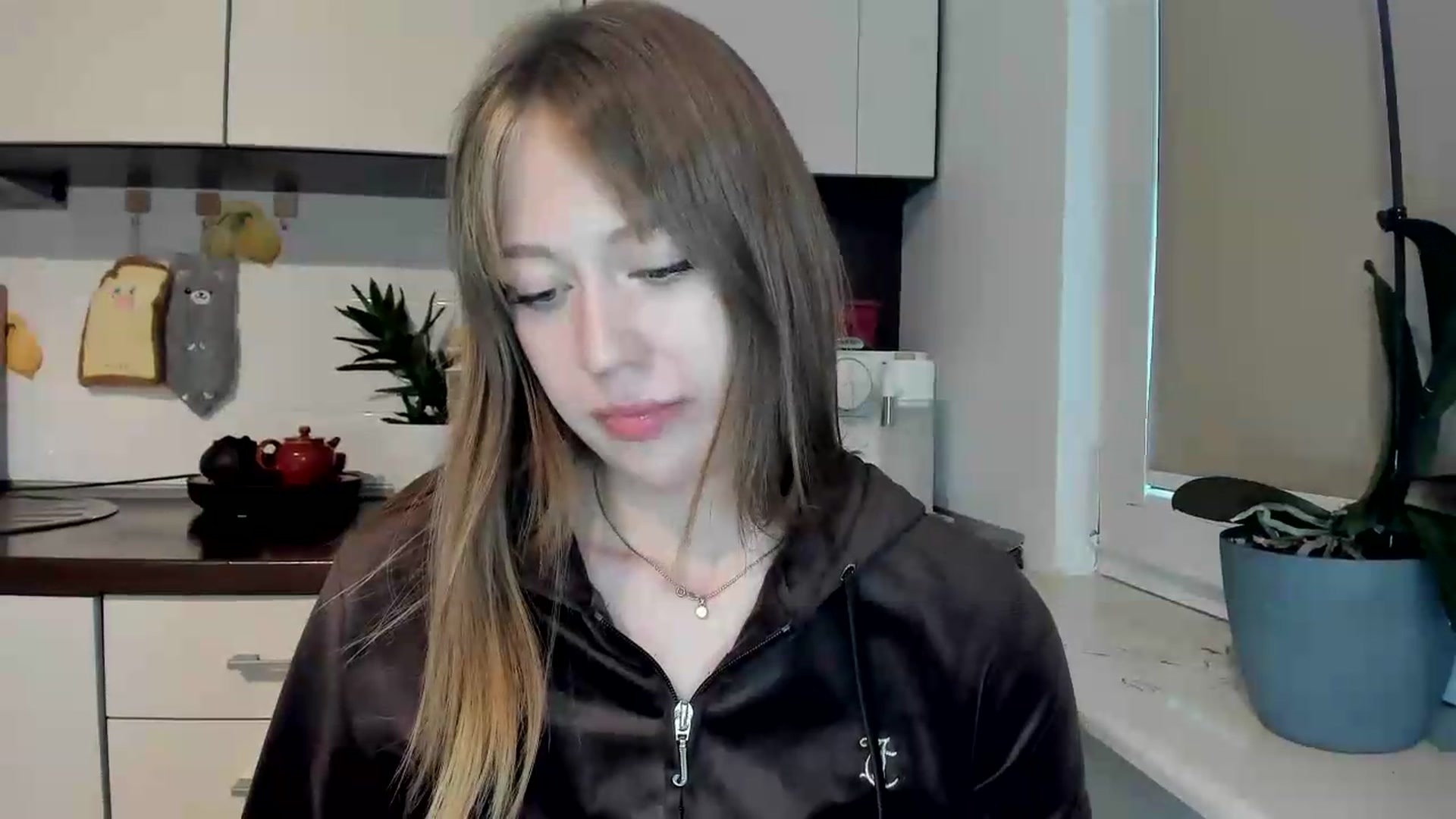 Gallery image thumbnail from RoboSasha's myfreecams stream on, 05/27/2026, 18:07 image 15 of 20