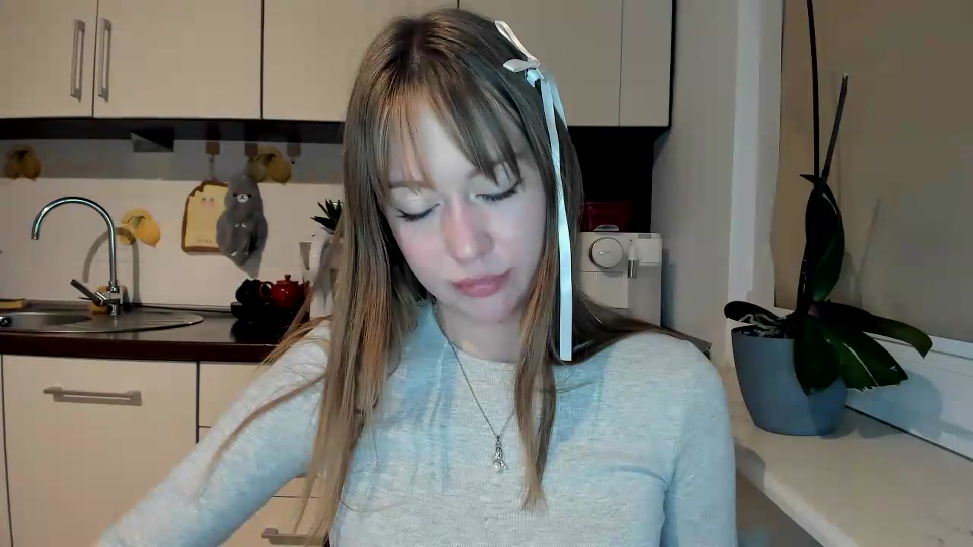 Gallery image thumbnail from RoboSasha's myfreecams stream on, 05/28/2026, 19:51 image 19 of 20
