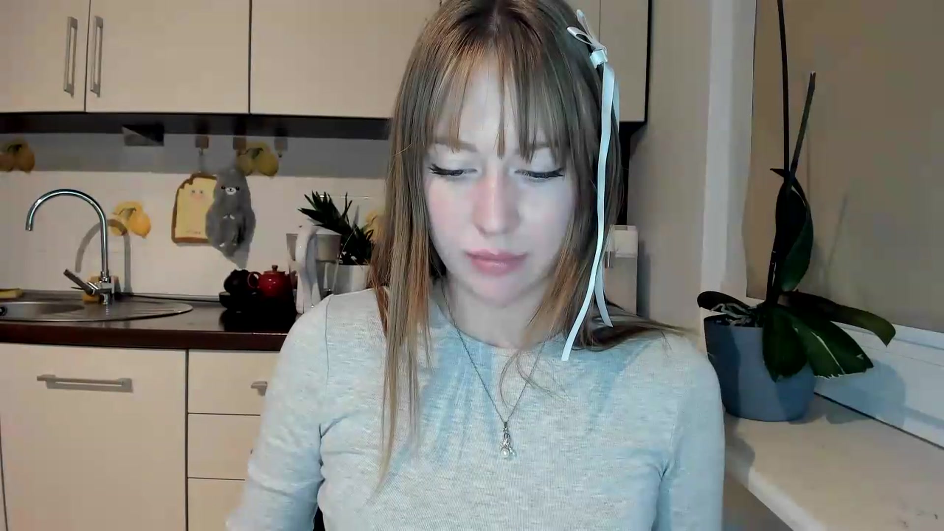 Gallery image thumbnail from RoboSasha's myfreecams stream on, 05/28/2026, 19:51 image 2 of 20