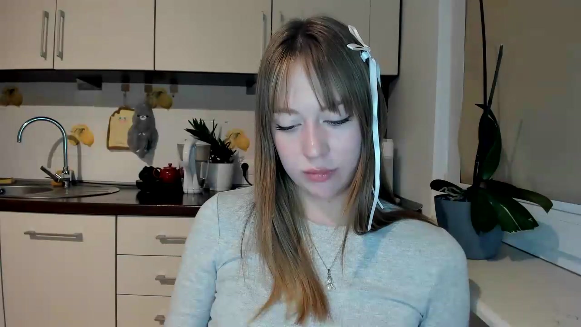 Gallery image thumbnail from RoboSasha's myfreecams stream on, 05/28/2026, 19:51 image 10 of 20