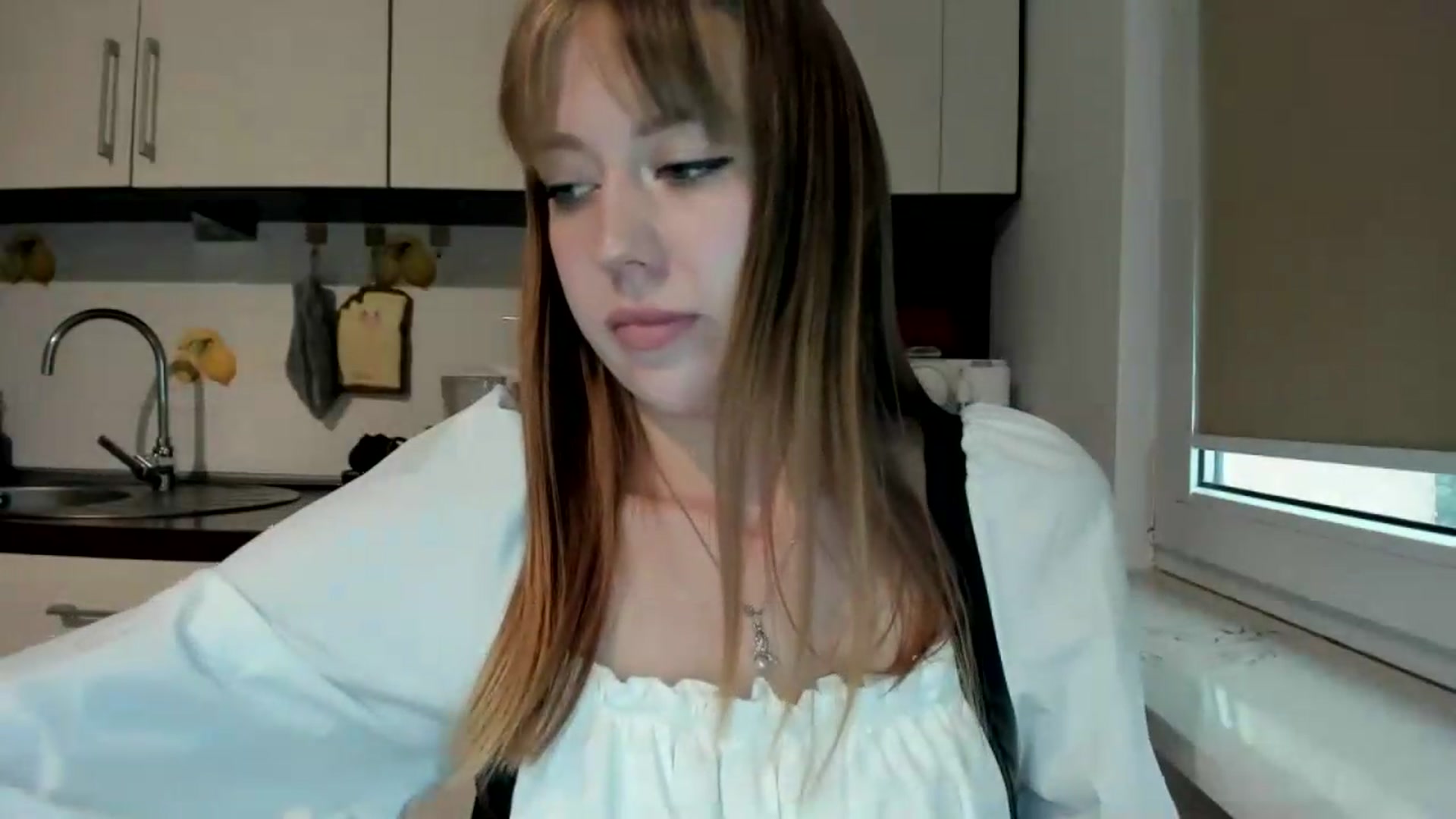 Gallery image thumbnail from RoboSasha's myfreecams stream on, 06/05/2026, 13:00 image 11 of 20