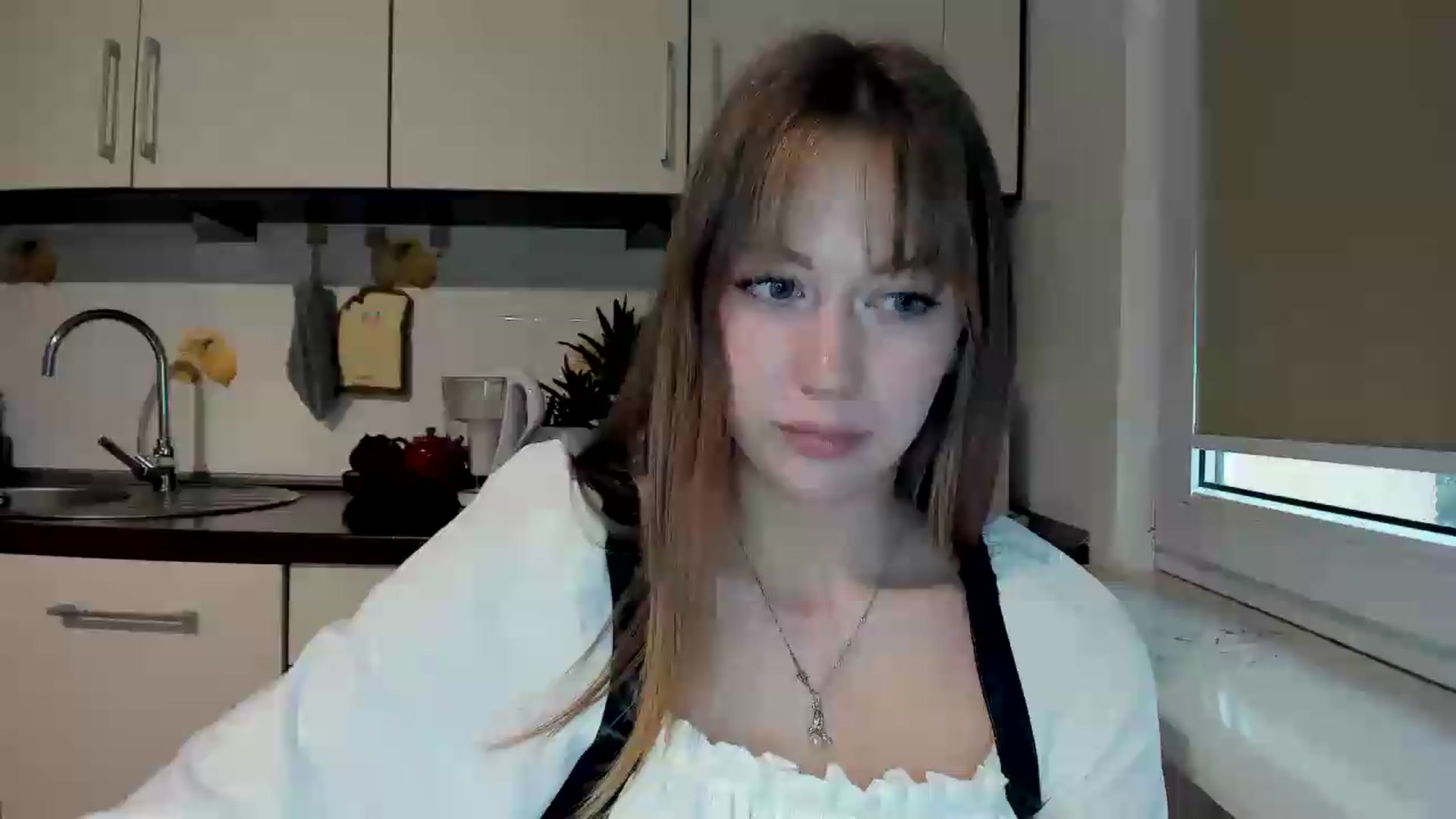 Gallery image thumbnail from RoboSasha's myfreecams stream on, 06/05/2026, 13:00 image 10 of 20