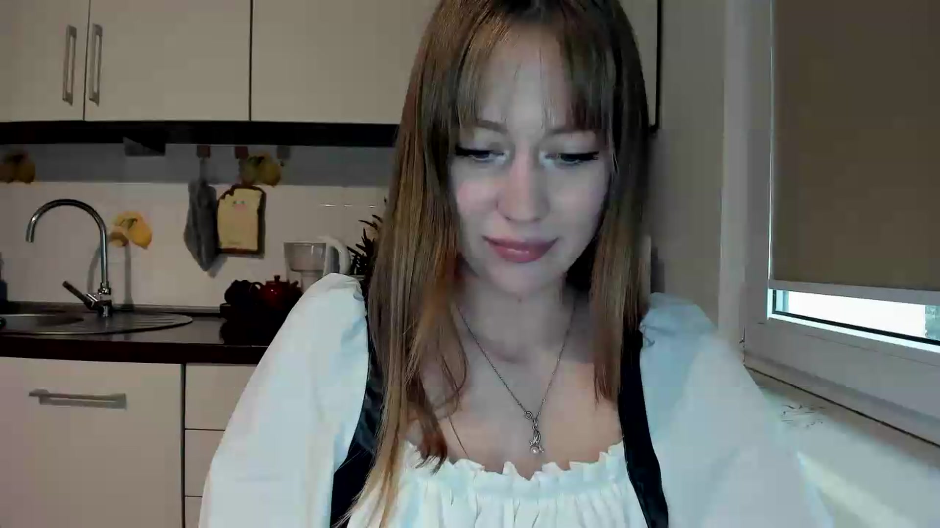 Gallery image thumbnail from RoboSasha's myfreecams stream on, 06/05/2026, 13:00 image 12 of 20