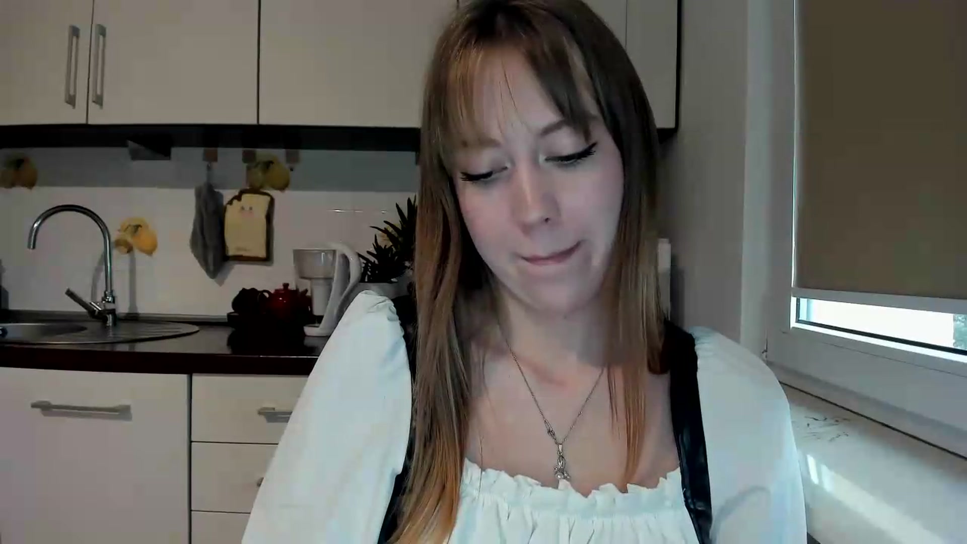 Gallery image thumbnail from RoboSasha's myfreecams stream on, 06/05/2026, 13:00 image 4 of 20