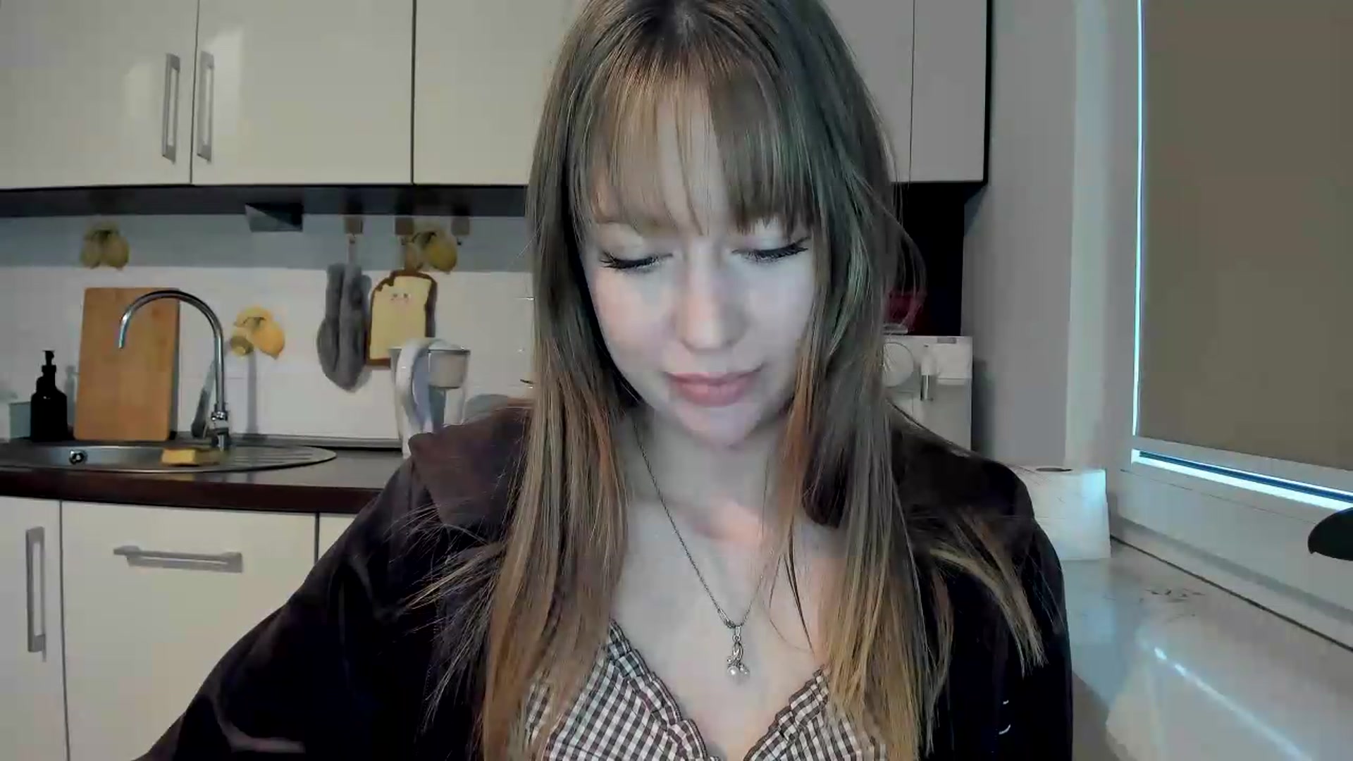 Gallery image thumbnail from RoboSasha's myfreecams stream on, 06/08/2026, 17:48 image 9 of 20