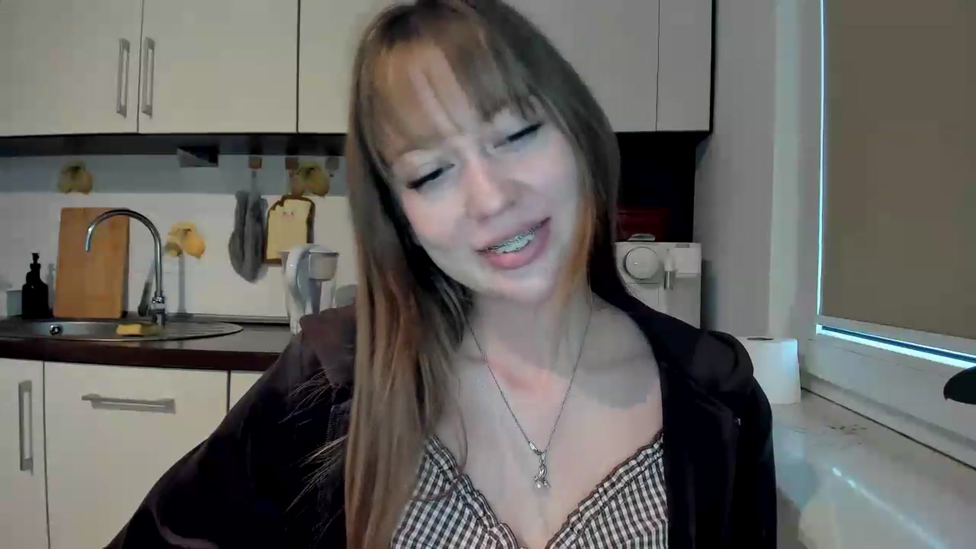 Gallery image thumbnail from RoboSasha's myfreecams stream on, 06/08/2026, 17:48 image 11 of 20