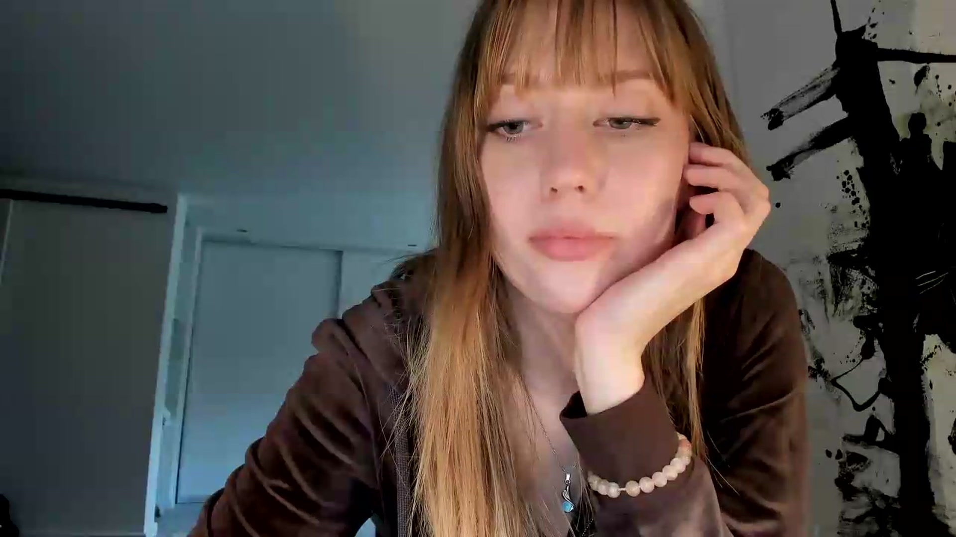 Gallery image thumbnail from RoboSasha's myfreecams stream on, 07/07/2026, 17:08 image 16 of 20