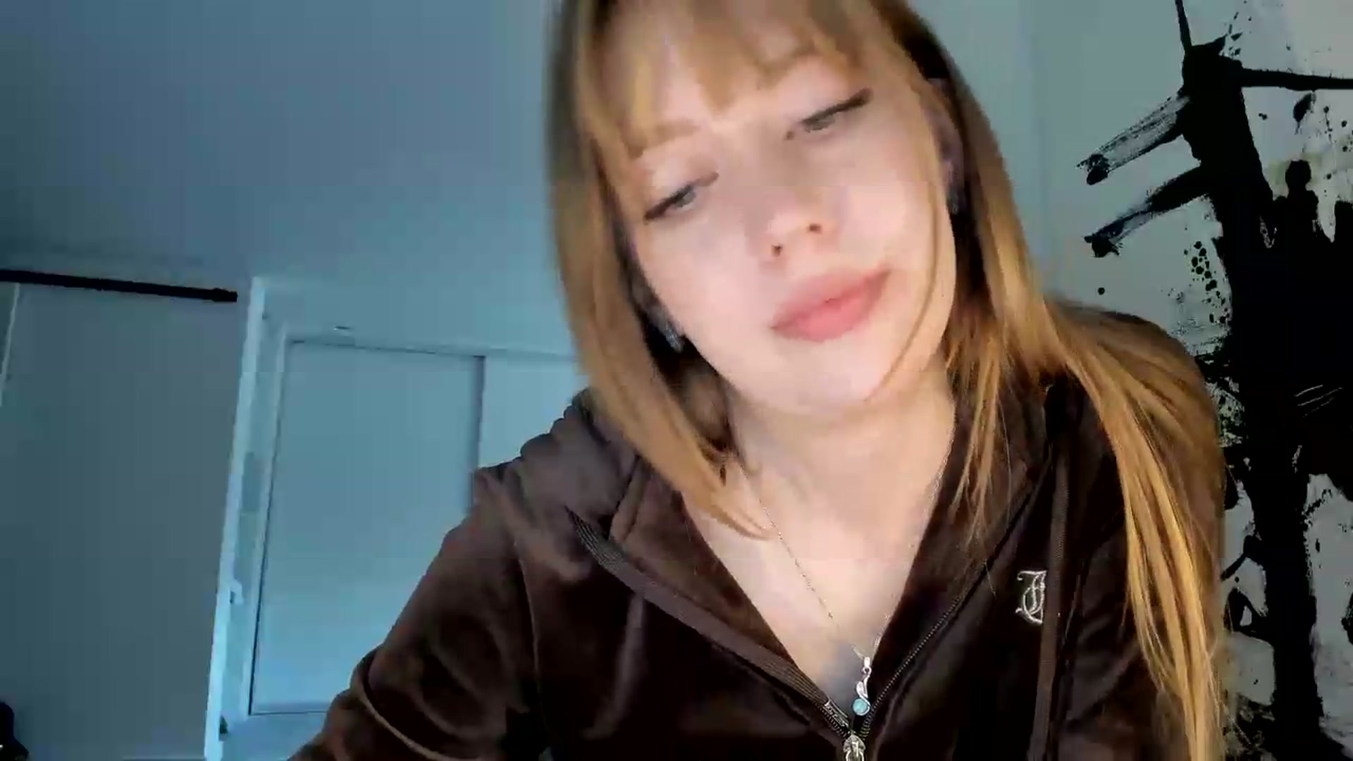 Gallery image thumbnail from RoboSasha's myfreecams stream on, 07/07/2026, 17:08 image 12 of 20