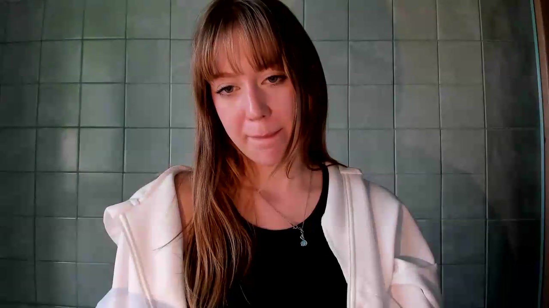 Gallery image thumbnail from RoboSasha's myfreecams stream on, 07/16/2026, 16:39 image 18 of 20