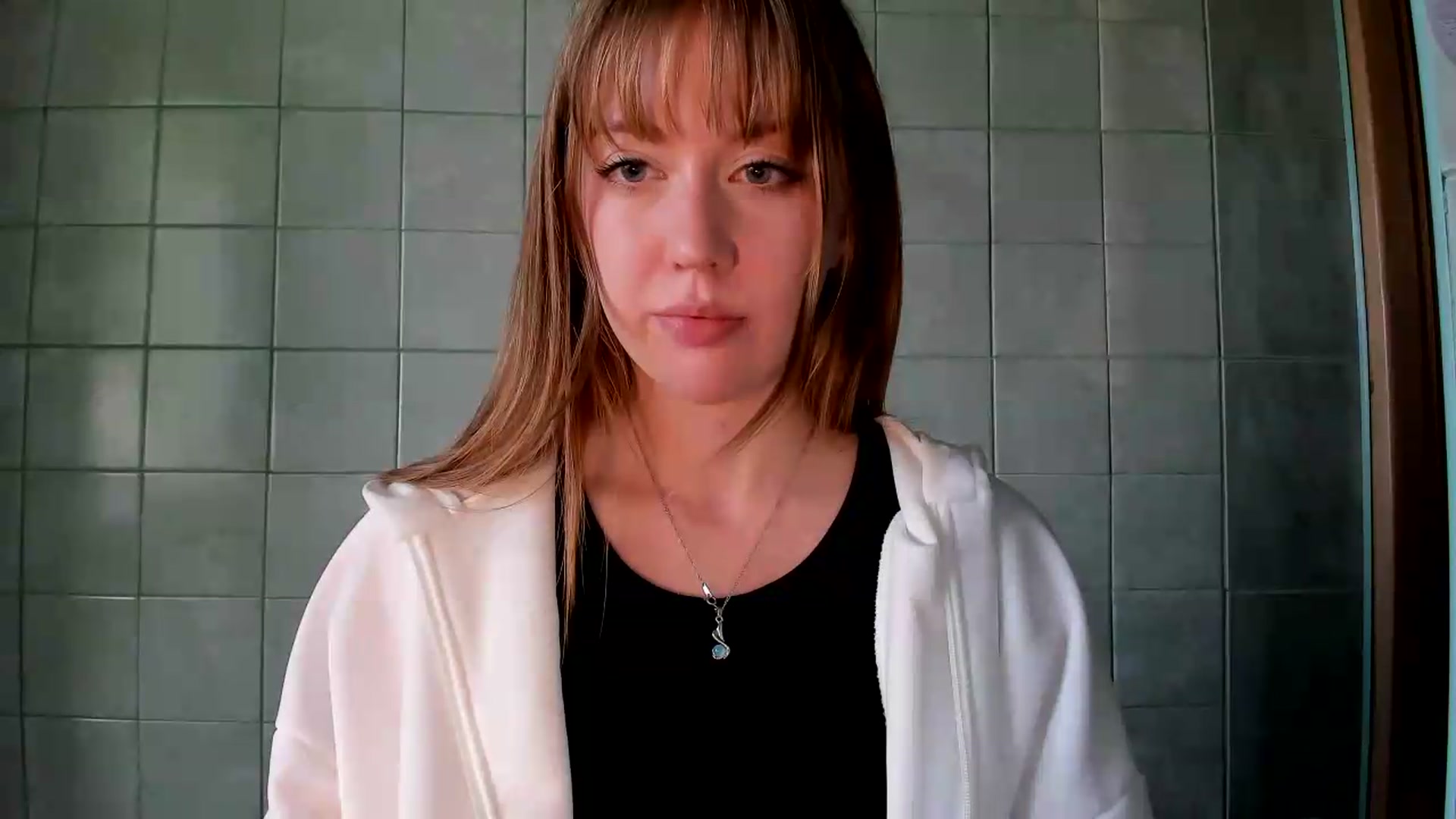 Gallery image thumbnail from RoboSasha's myfreecams stream on, 07/16/2026, 16:39 image 4 of 20