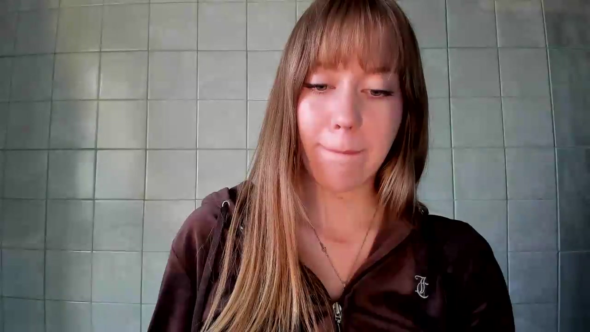Gallery image thumbnail from RoboSasha's myfreecams stream on, 07/17/2026, 16:56 image 17 of 20