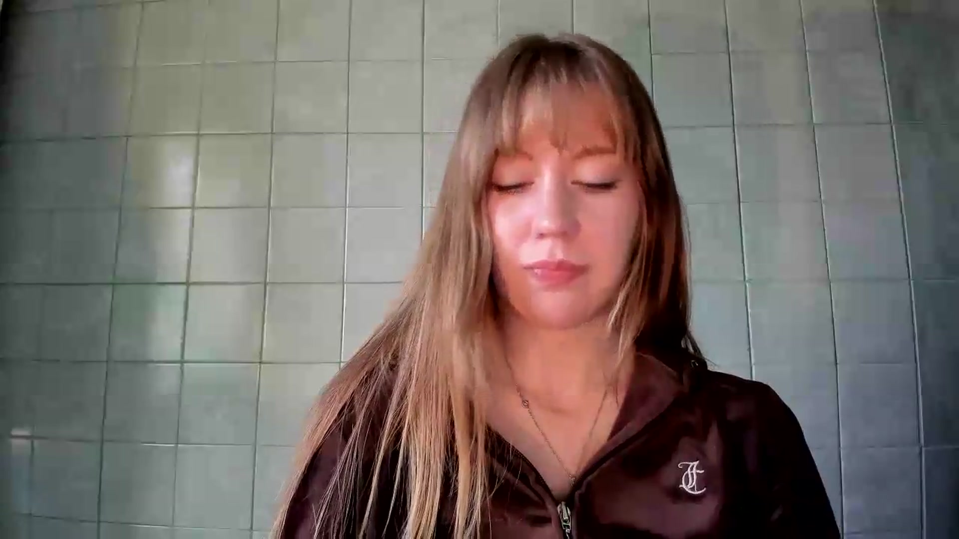 Gallery image thumbnail from RoboSasha's myfreecams stream on, 07/17/2026, 16:56 image 14 of 20