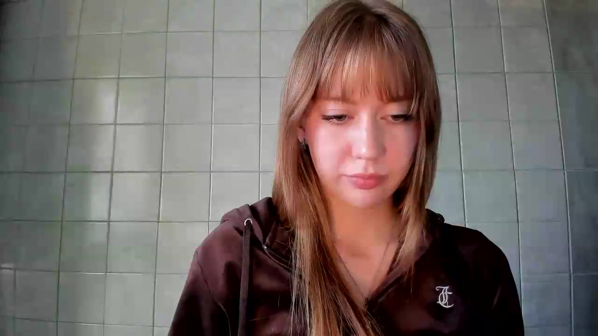 Gallery image thumbnail from RoboSasha's myfreecams stream on, 07/17/2026, 16:56 image 6 of 20