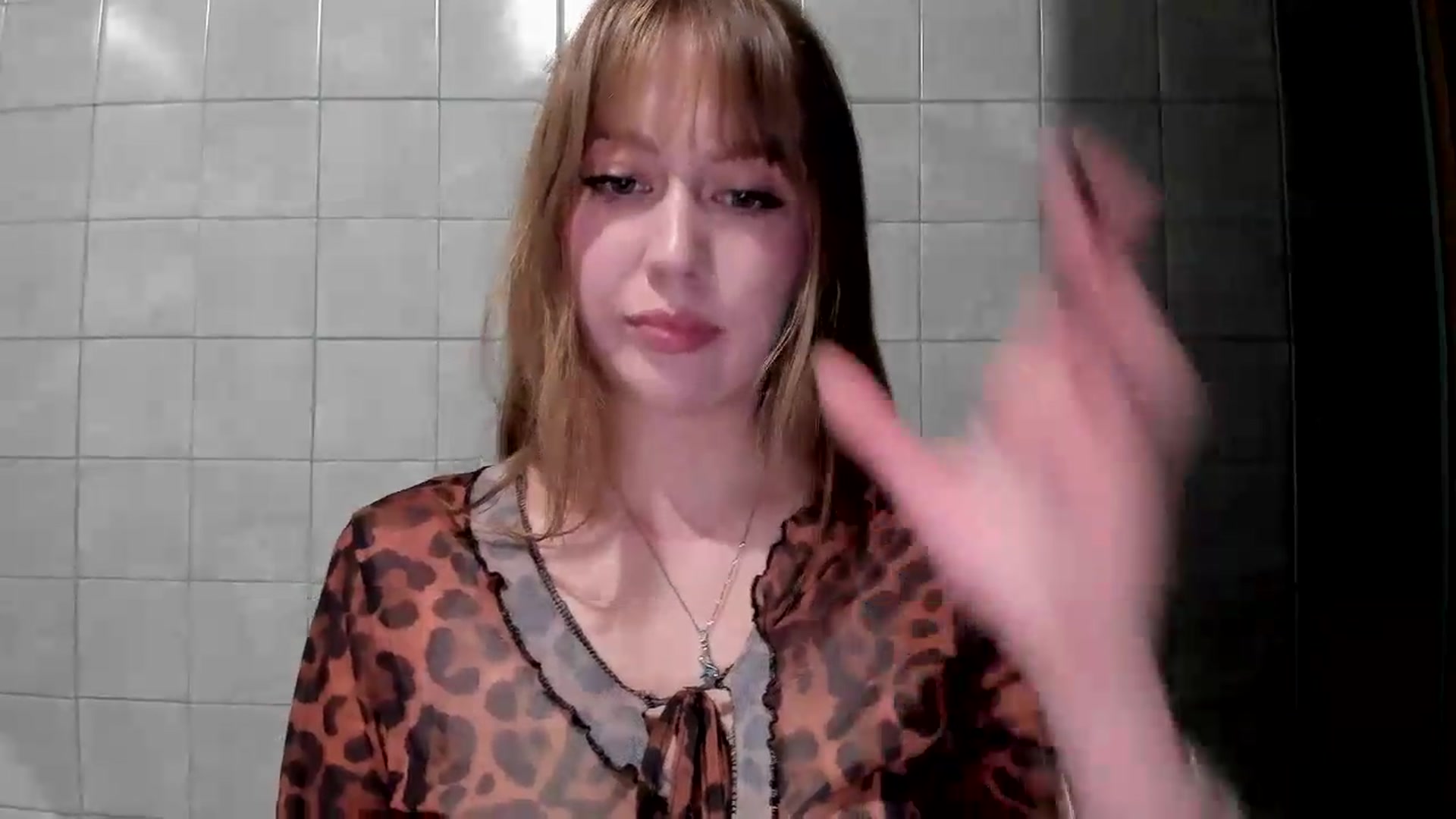 Gallery image thumbnail from RoboSasha's myfreecams stream on, 07/19/2026, 18:17 image 12 of 20