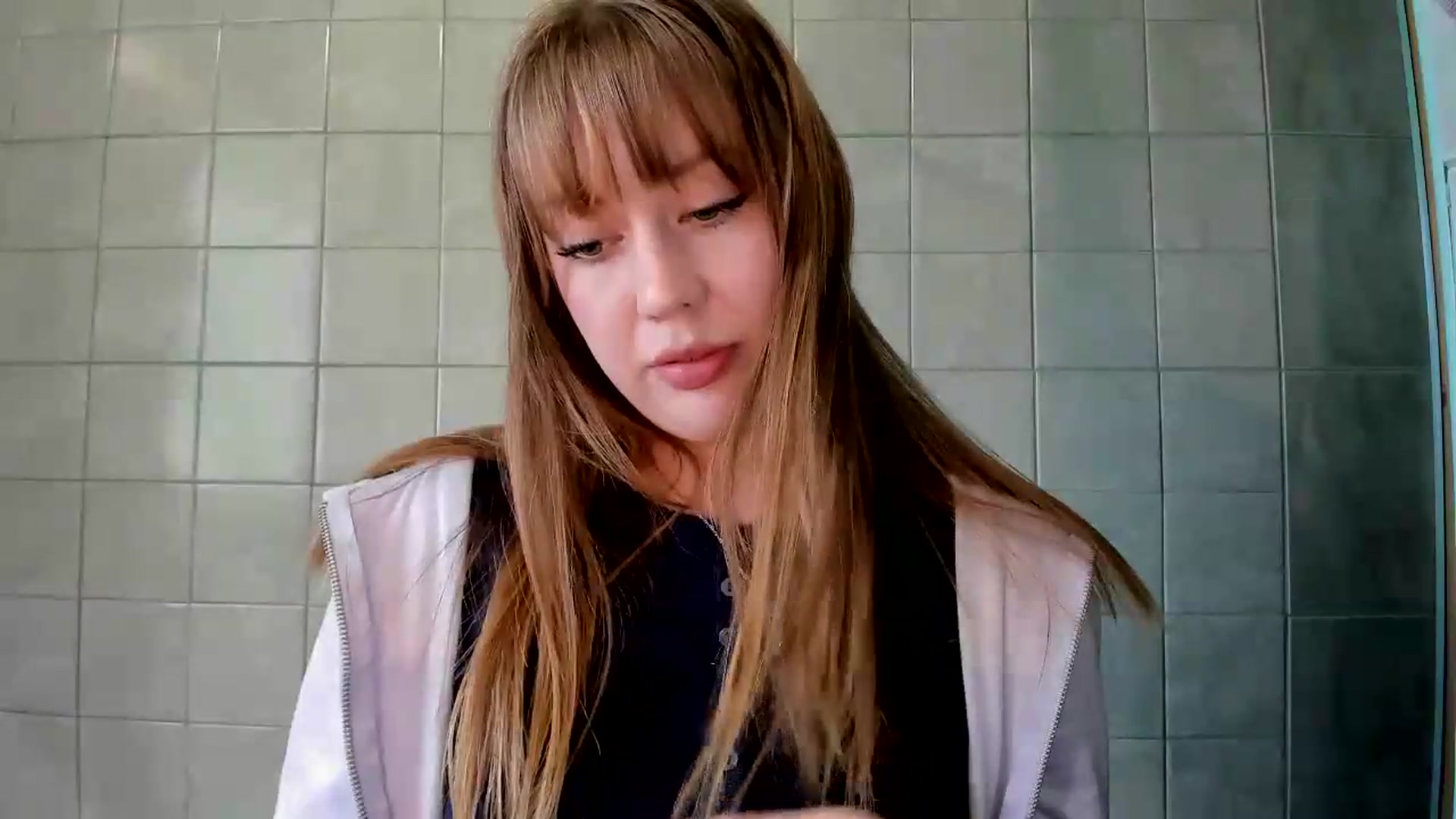 Gallery image thumbnail from RoboSasha's myfreecams stream on, 07/30/2026, 15:45 image 3 of 20