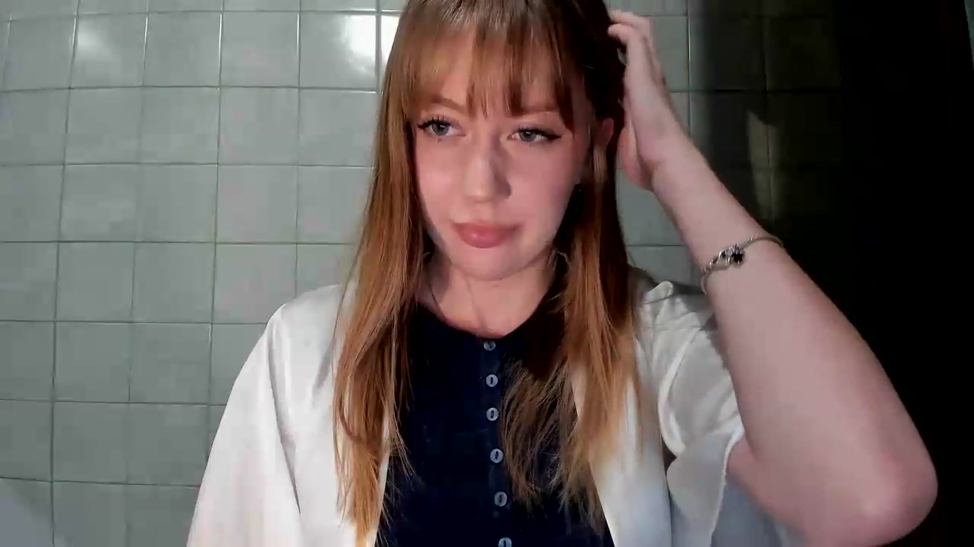 Gallery image thumbnail from RoboSasha's myfreecams stream on, 08/03/2026, 19:36 image 5 of 20