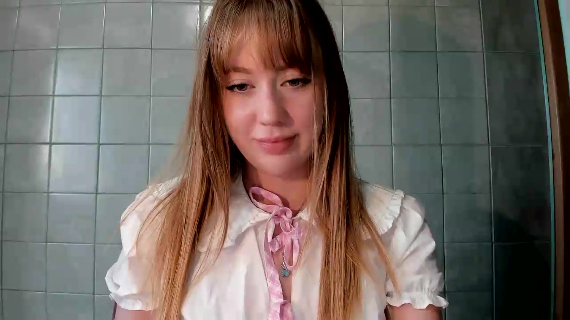 Gallery image thumbnail from RoboSasha's myfreecams stream on, 08/04/2026, 17:42 image 5 of 20