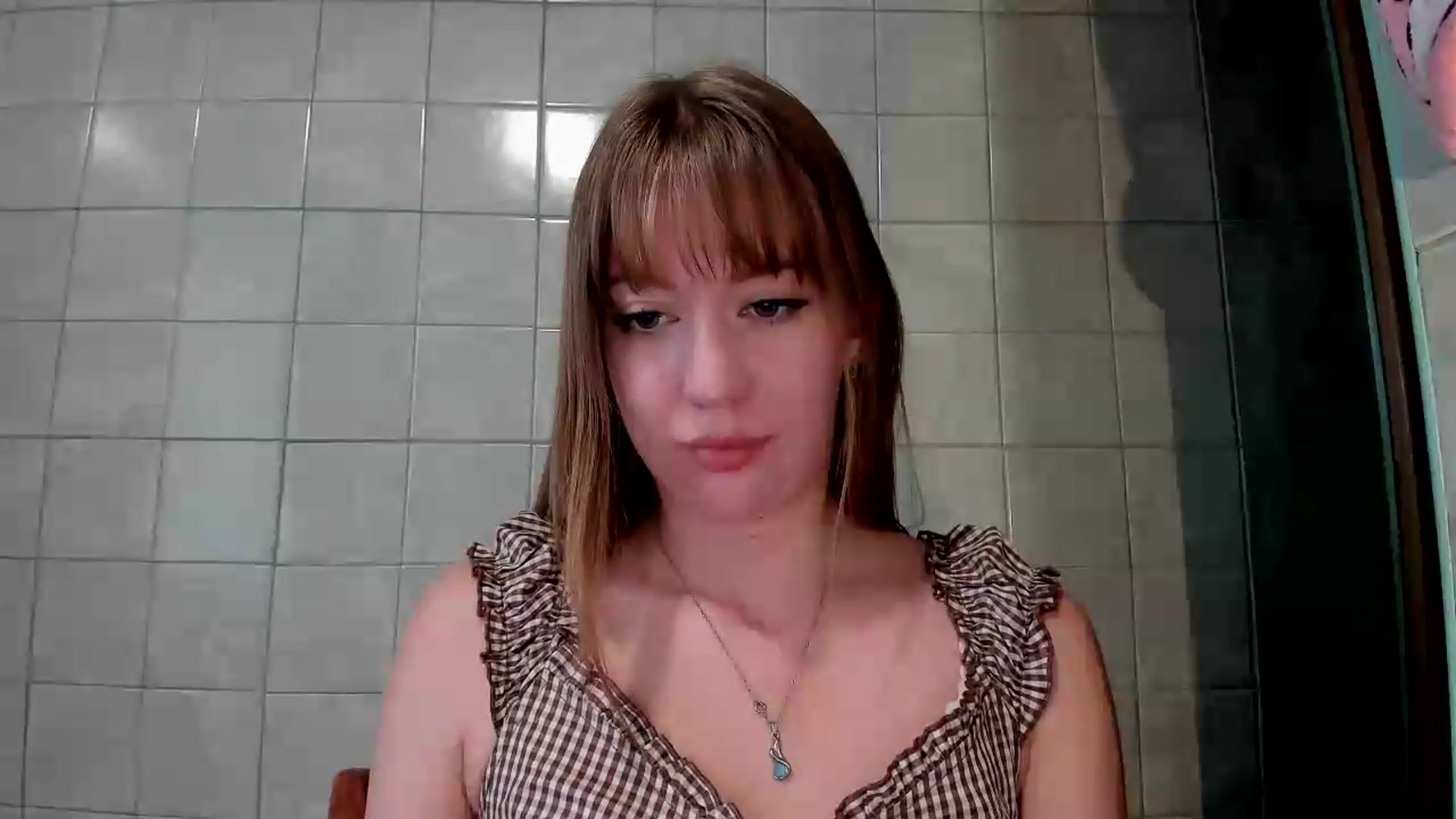 Gallery image thumbnail from RoboSasha's myfreecams stream on, 08/05/2026, 17:07 image 16 of 20