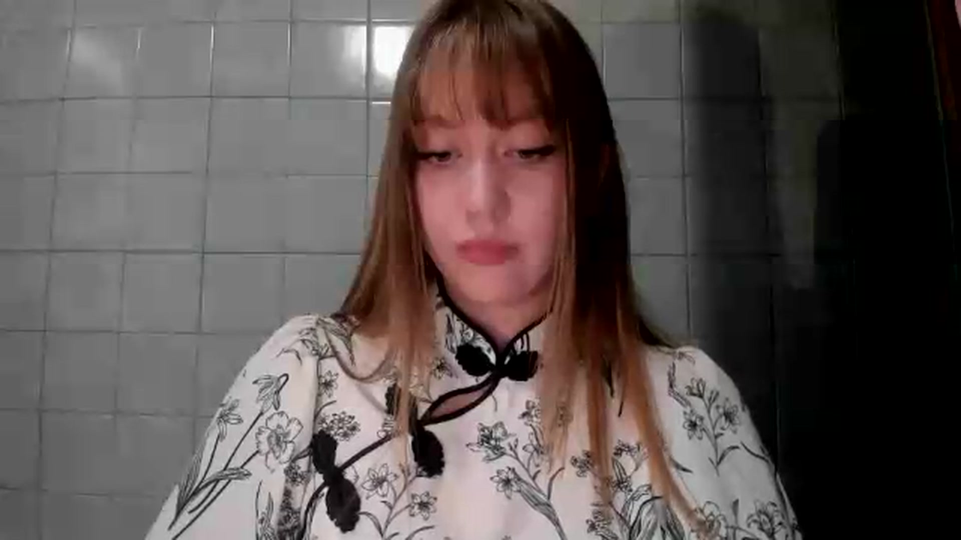 Gallery image thumbnail from RoboSasha's myfreecams stream on, 08/10/2026, 17:21 image 15 of 20