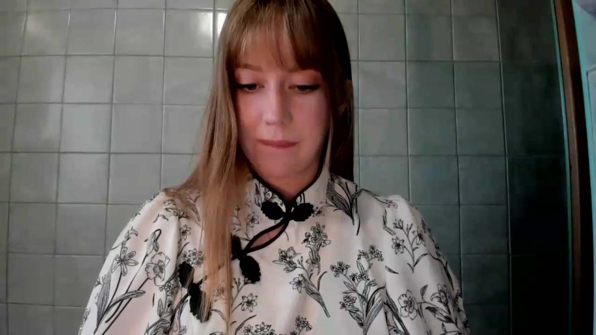 Gallery image thumbnail from RoboSasha's myfreecams stream on, 08/11/2026, 16:38 image 13 of 20