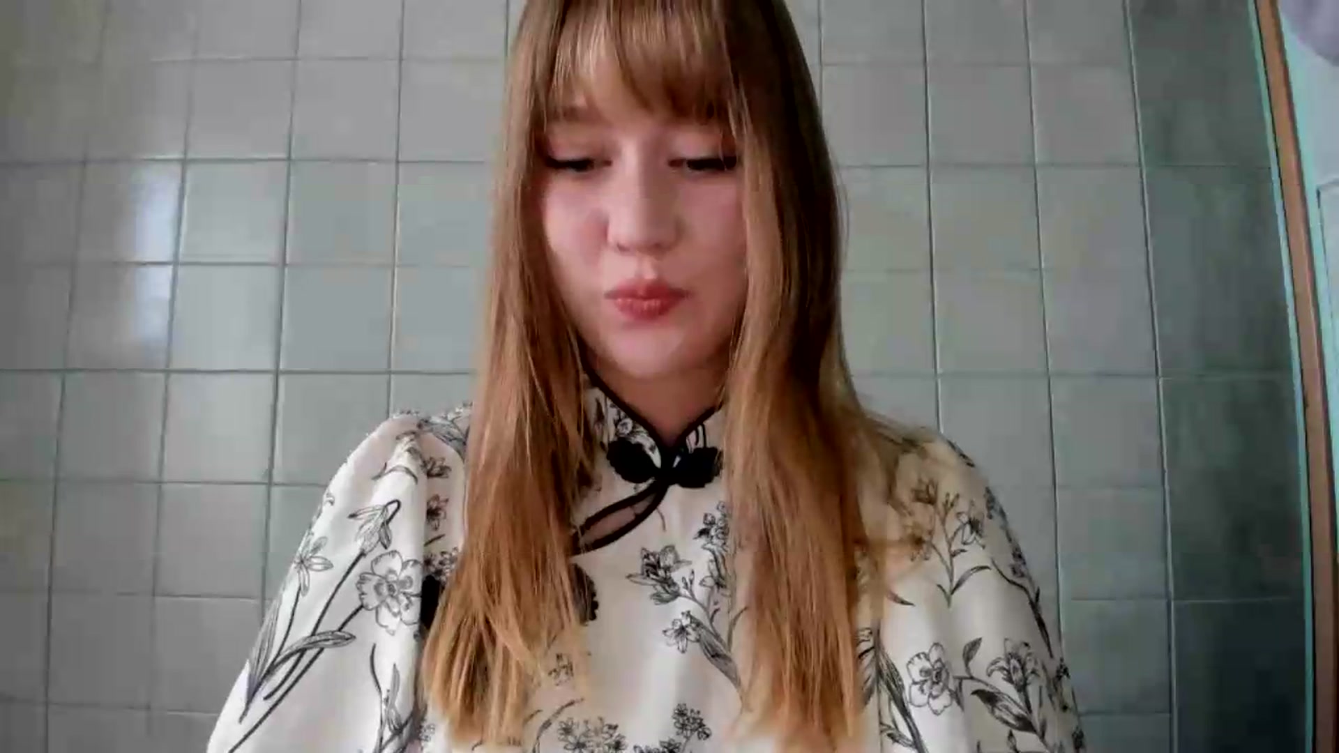 Gallery image thumbnail from RoboSasha's myfreecams stream on, 08/12/2026, 09:17 image 10 of 20