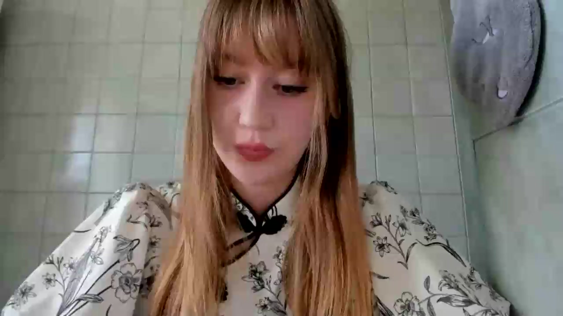 Gallery image thumbnail from RoboSasha's myfreecams stream on, 08/12/2026, 09:17 image 17 of 20
