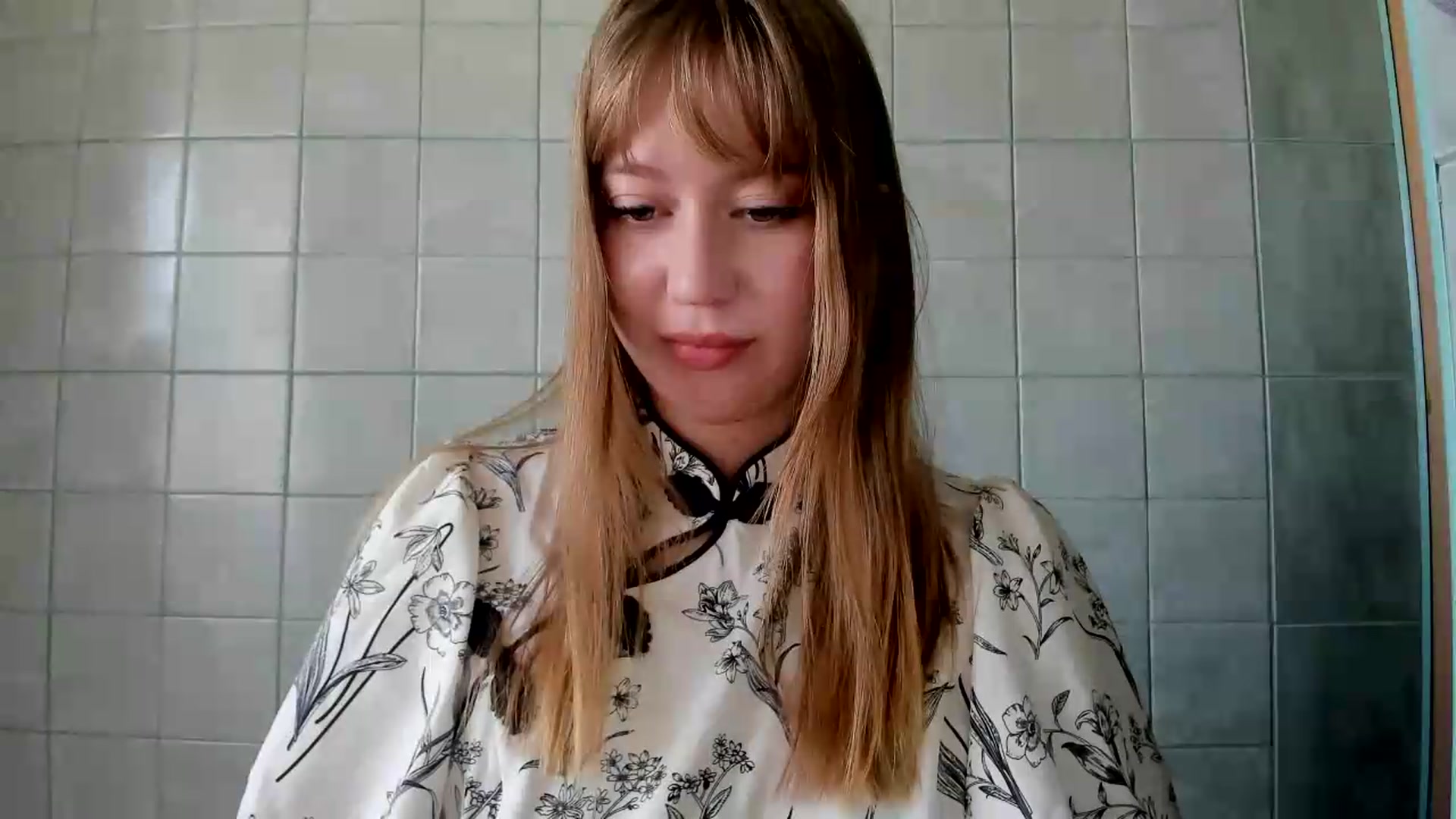 Gallery image thumbnail from RoboSasha's myfreecams stream on, 08/12/2026, 09:58 image 2 of 20