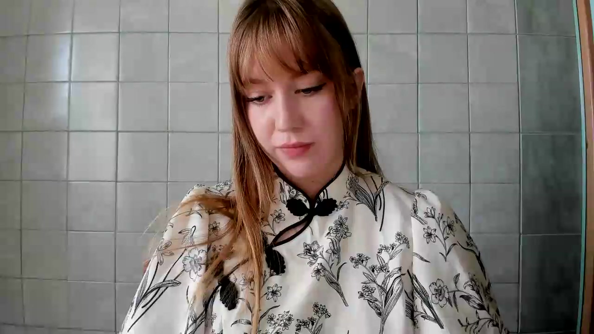 Gallery image thumbnail from RoboSasha's myfreecams stream on, 08/12/2026, 09:58 image 10 of 20