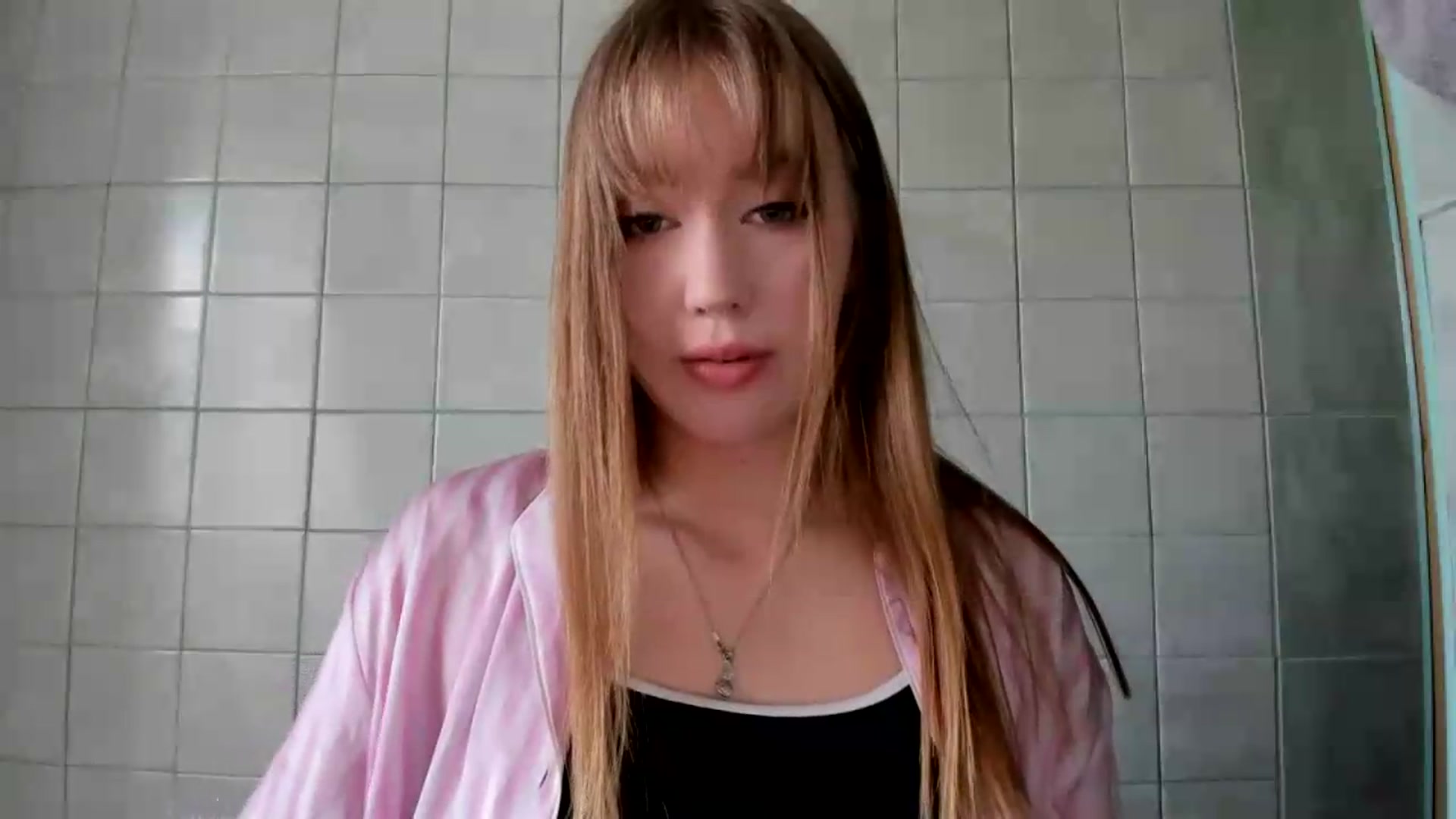 Gallery image thumbnail from RoboSasha's myfreecams stream on, 08/14/2026, 11:35 image 2 of 20