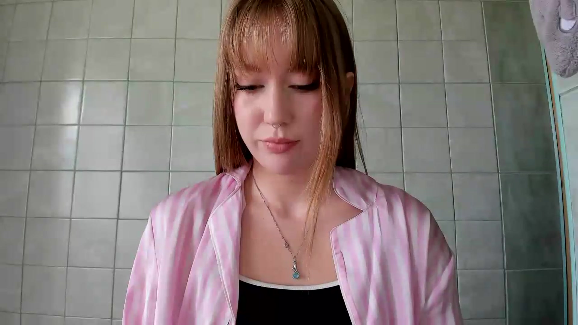 Gallery image thumbnail from RoboSasha's myfreecams stream on, 08/14/2026, 11:35 image 18 of 20
