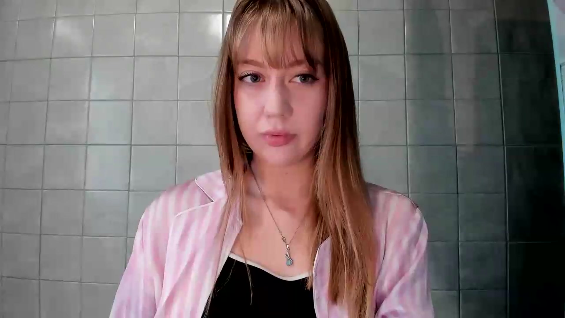 Gallery image thumbnail from RoboSasha's myfreecams stream on, 08/16/2026, 18:00 image 5 of 20