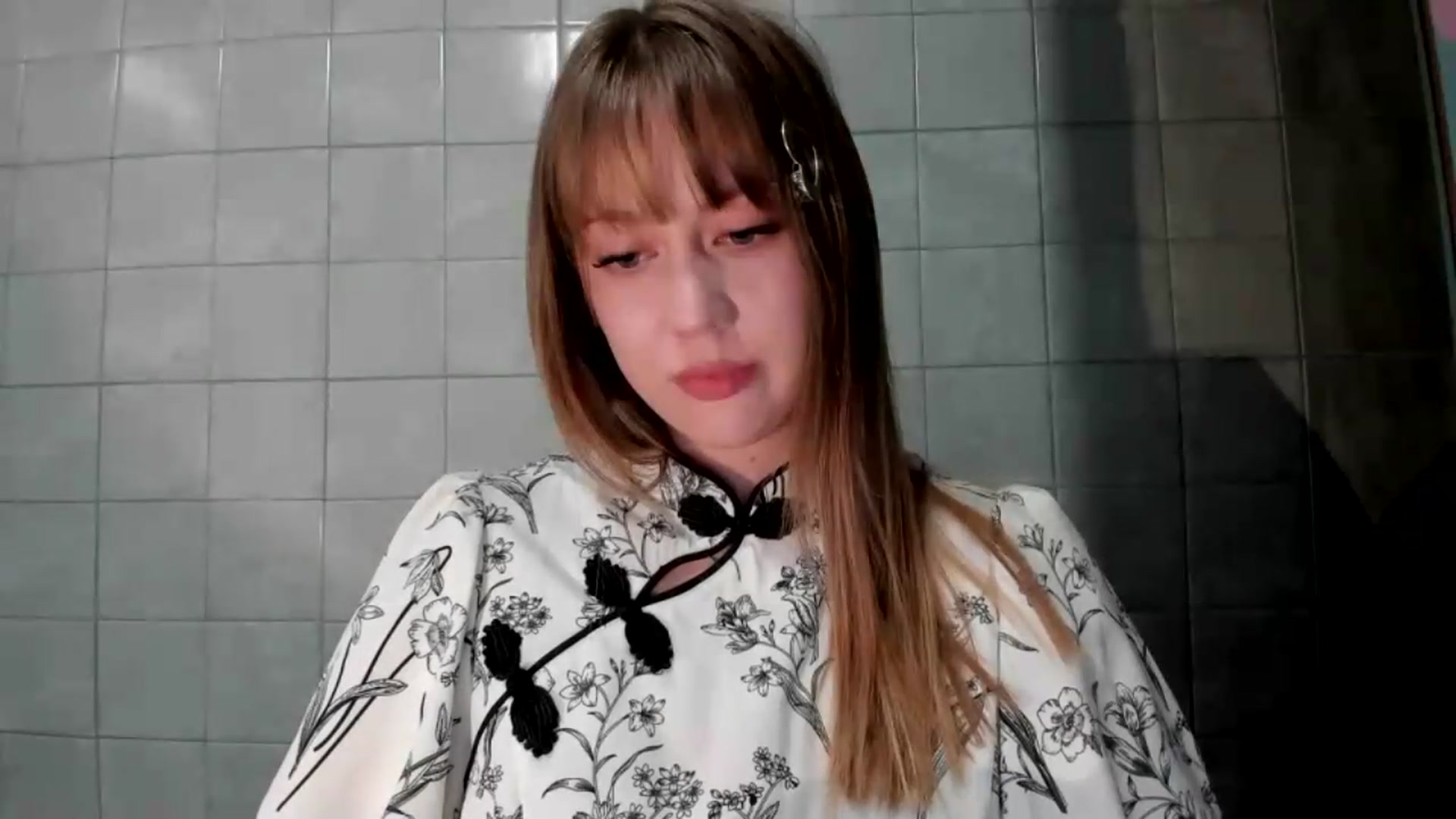 Gallery image thumbnail from RoboSasha's myfreecams stream on, 08/19/2026, 17:08 image 17 of 20